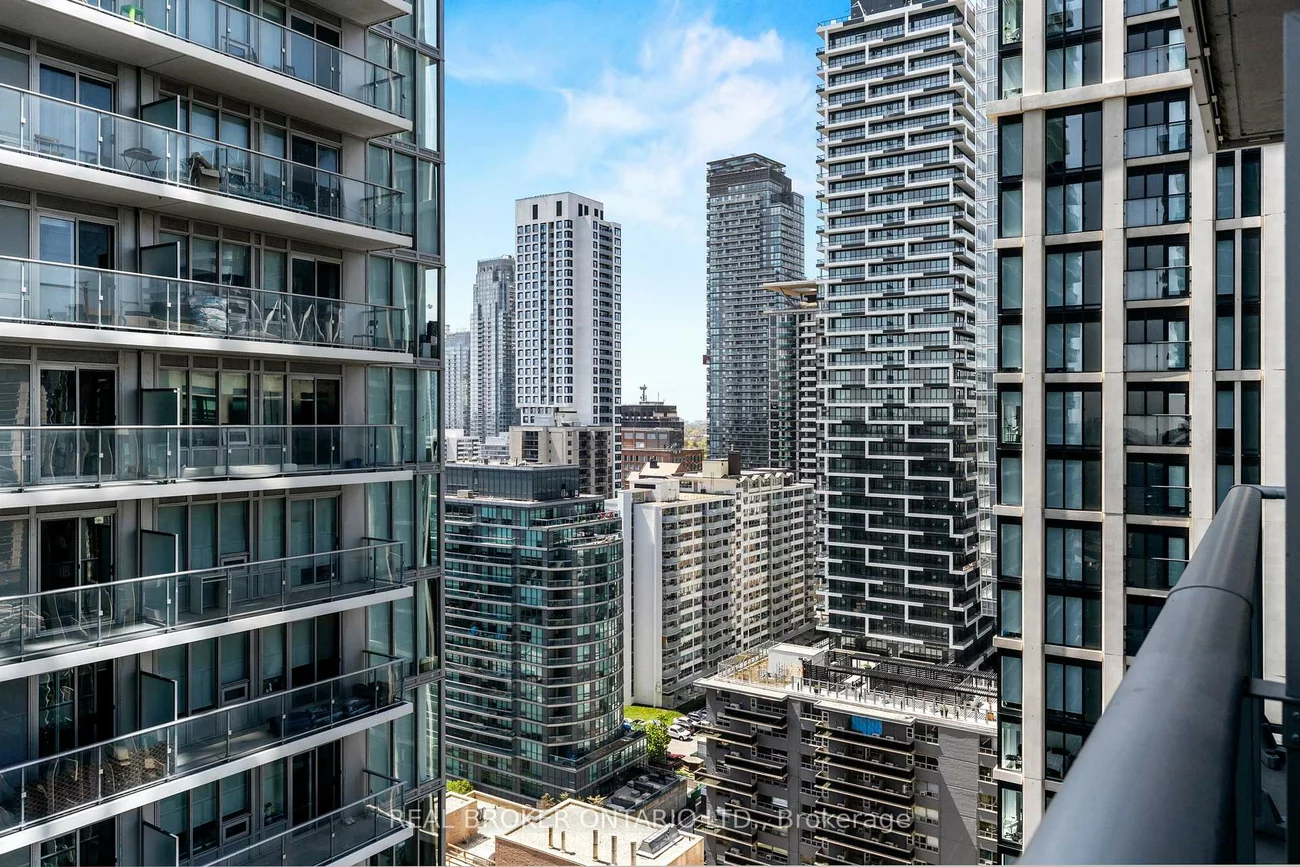 99, Broadway, Mount Pleasant West, Toronto