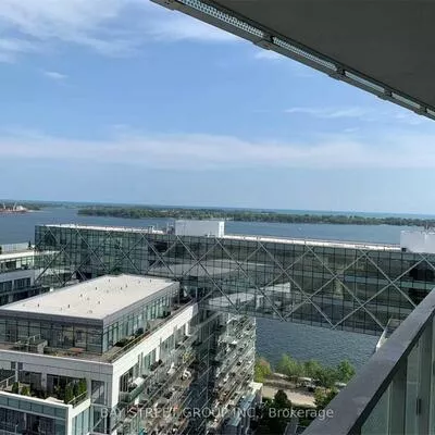 15, Queens, Waterfront Communities C8, Toronto