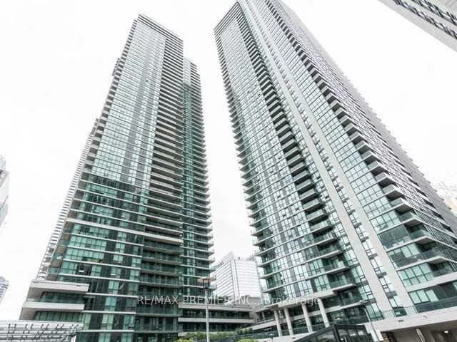33, Bay, Waterfront Communities C1, Toronto