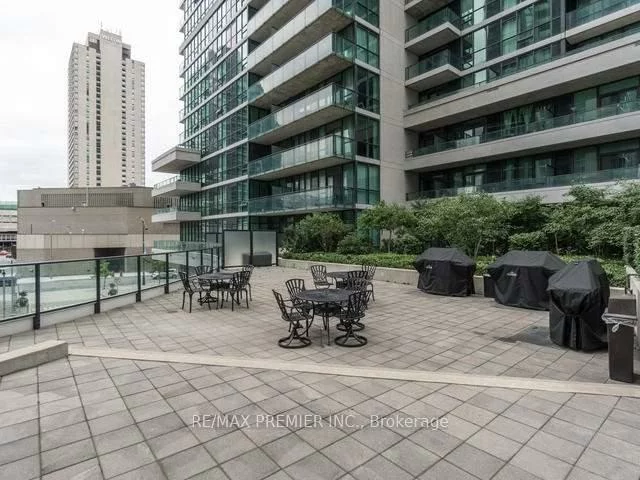 33, Bay, Waterfront Communities C1, Toronto