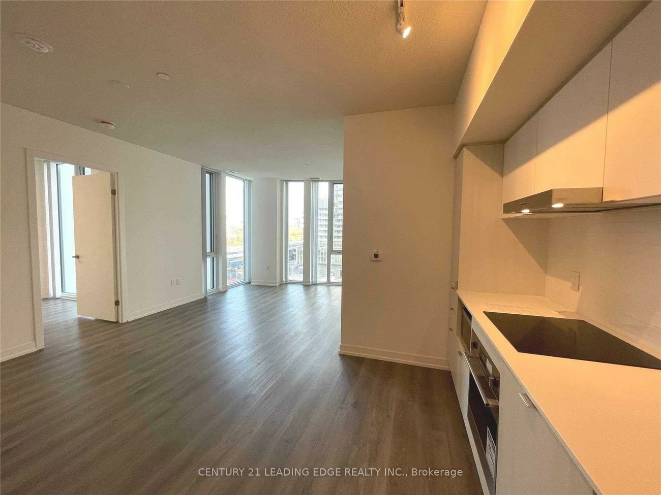 138, Downes, Waterfront Communities C8, Toronto
