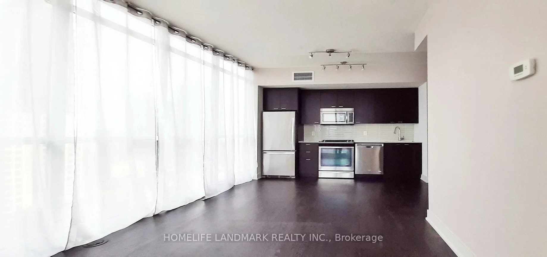 30, Roehampton, Mount Pleasant West, Toronto