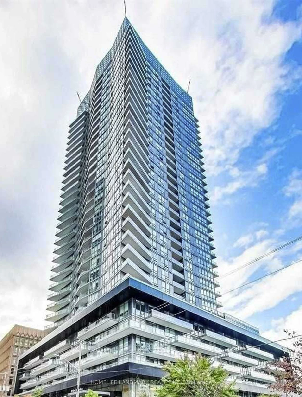 30, Roehampton, Mount Pleasant West, Toronto