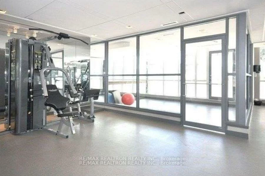 210, Simcoe, Bay Street Corridor, Toronto