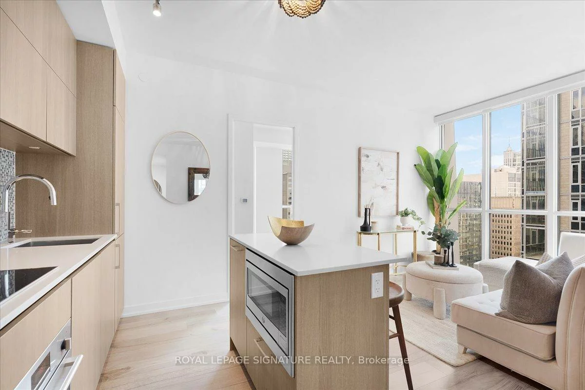 1, Yorkville, Annex, Toronto
