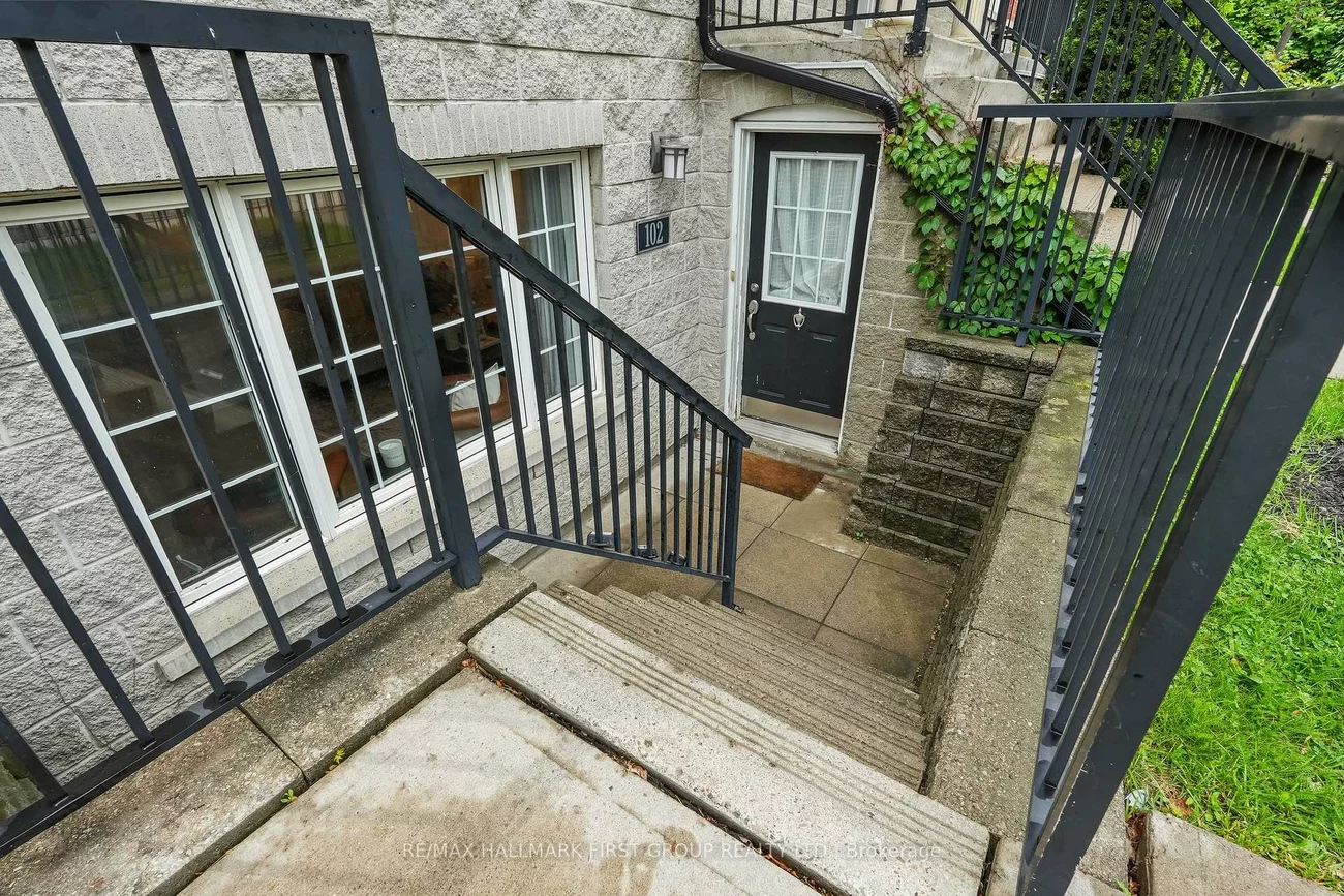 262, St. Helen's, Dufferin Grove, Toronto