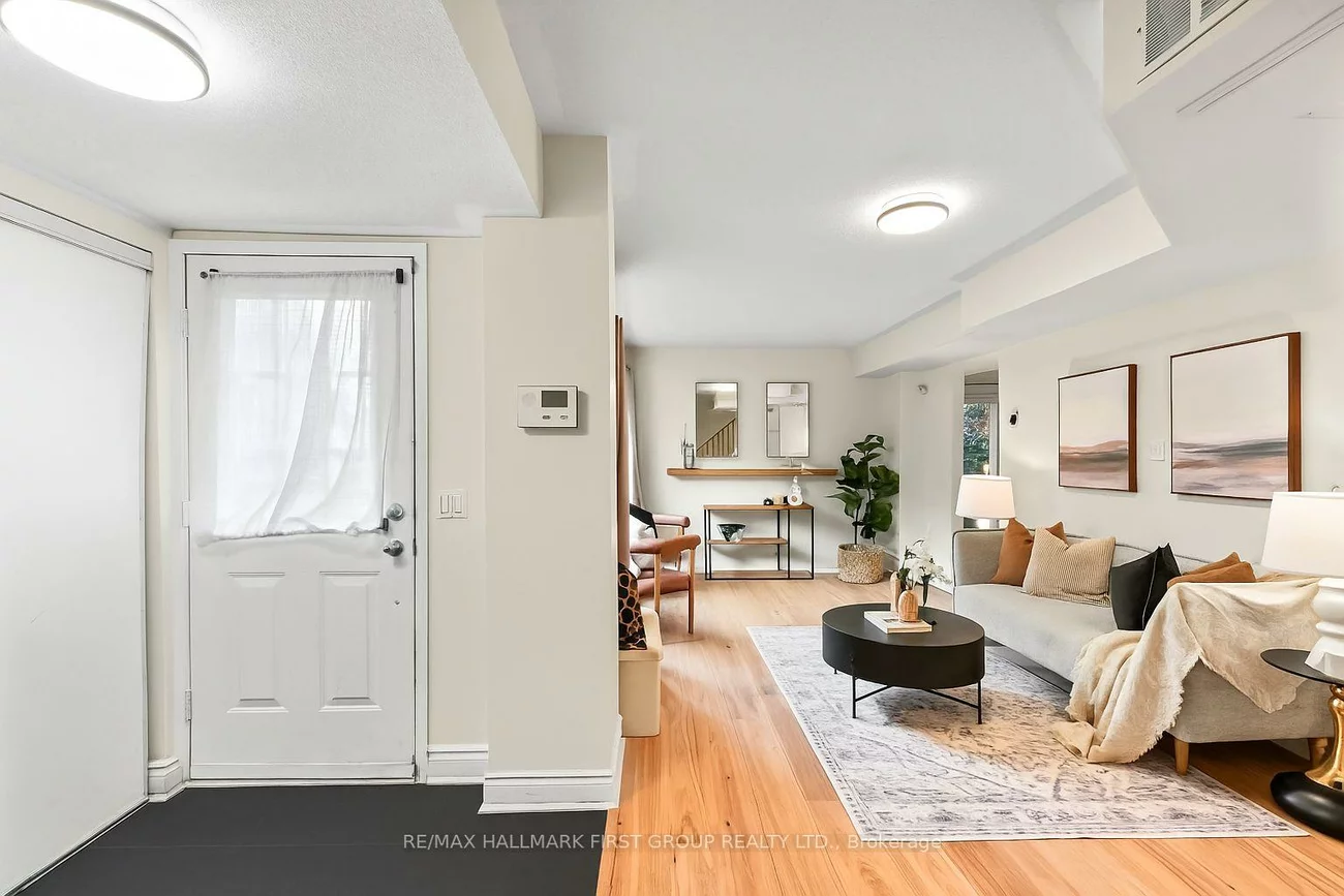 262, St. Helen's, Dufferin Grove, Toronto