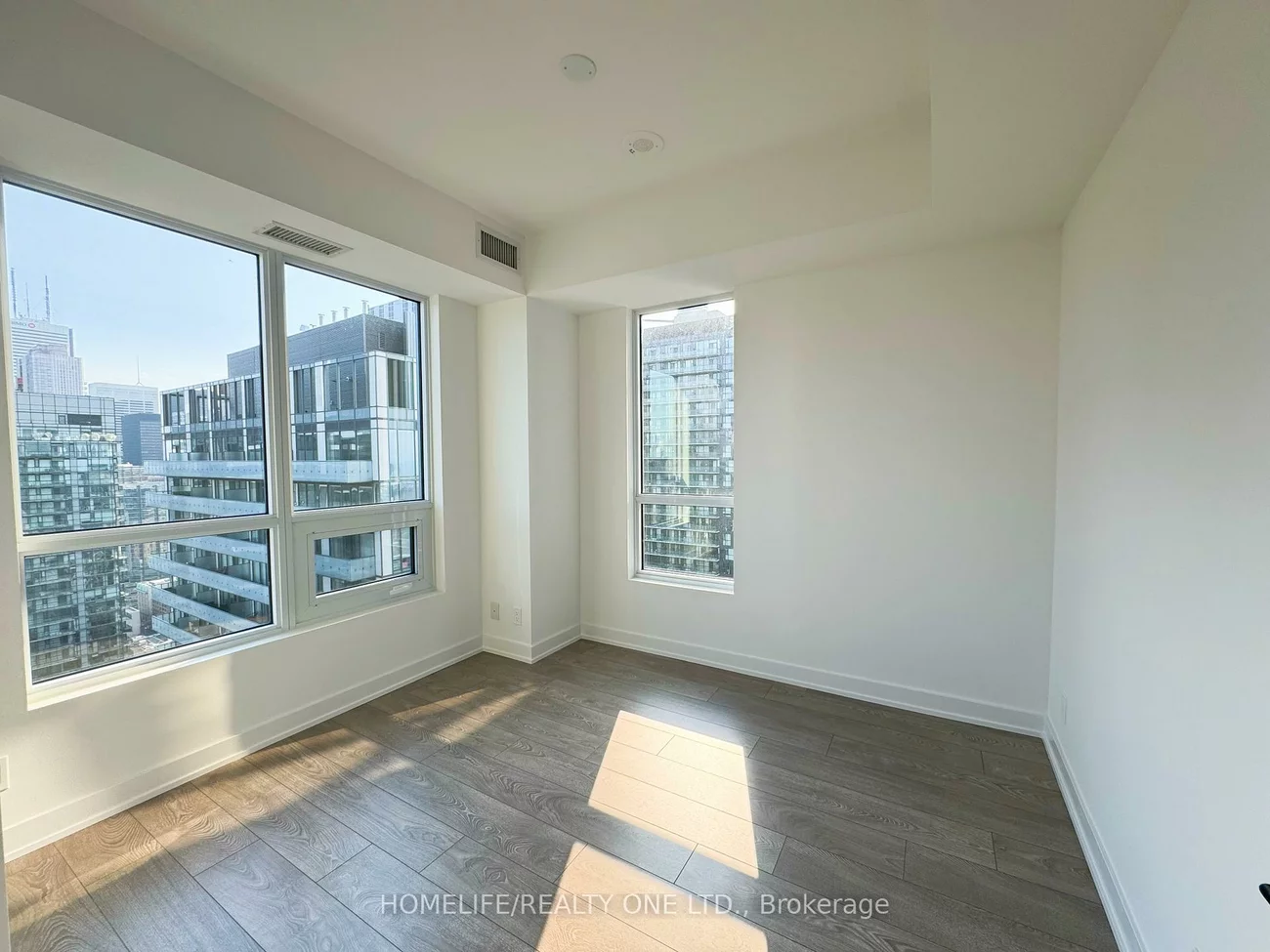 108, Peter, Waterfront Communities C1, Toronto