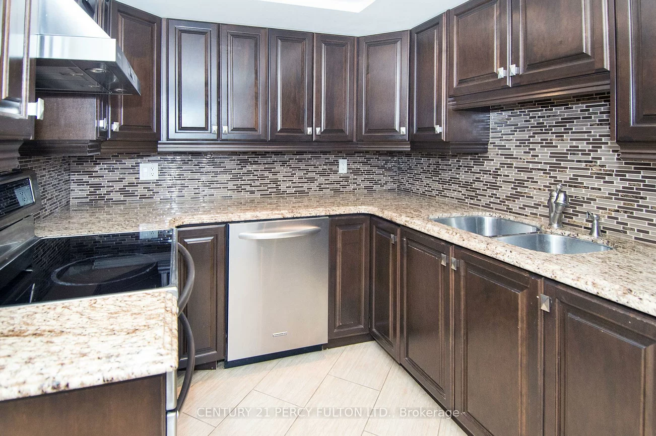 5, Concorde, Banbury-Don Mills, Toronto