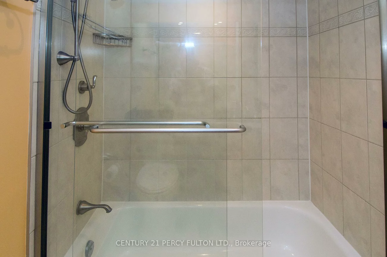 5, Concorde, Banbury-Don Mills, Toronto