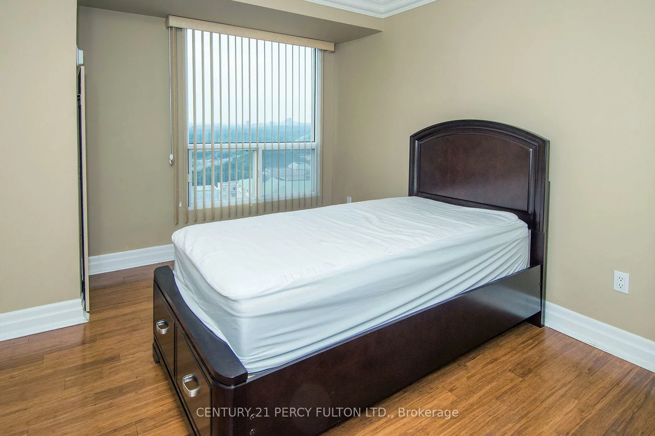 5, Concorde, Banbury-Don Mills, Toronto