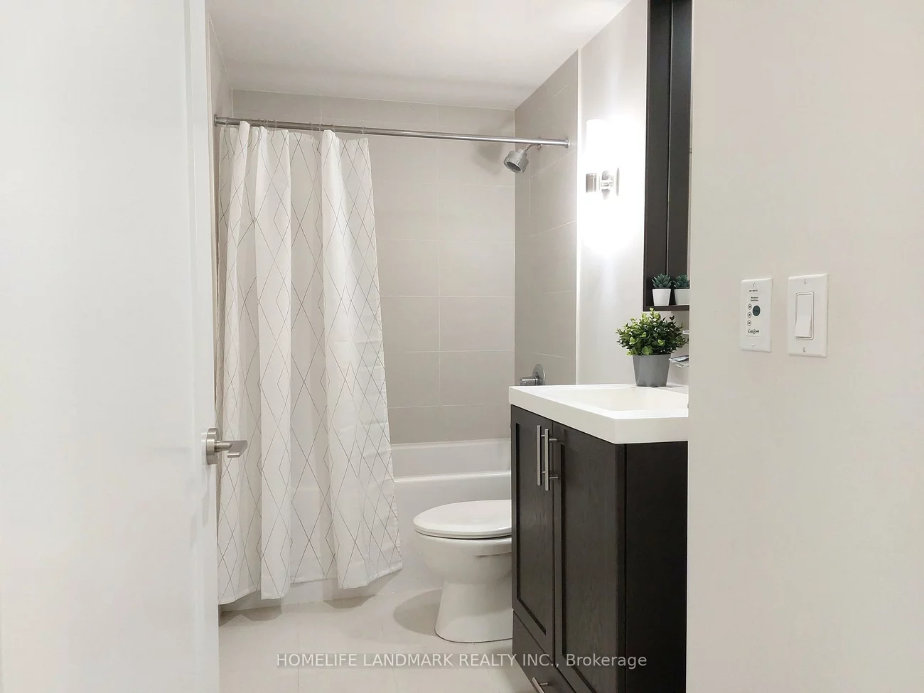 18, Graydon Hall, Parkwoods-Donalda, Toronto