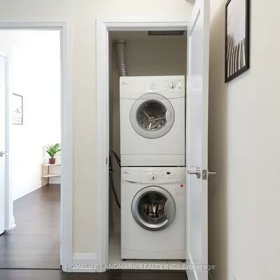 18, Graydon Hall, Parkwoods-Donalda, Toronto
