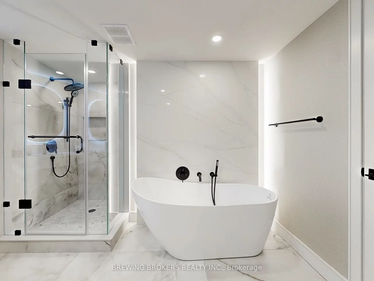 85, Skymark, Hillcrest Village, Toronto