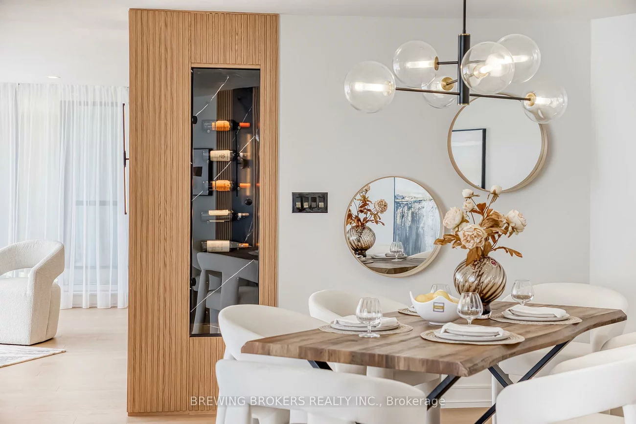 85, Skymark, Hillcrest Village, Toronto