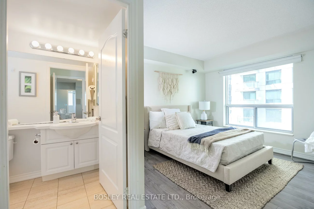 188, Doris, Willowdale East, Toronto