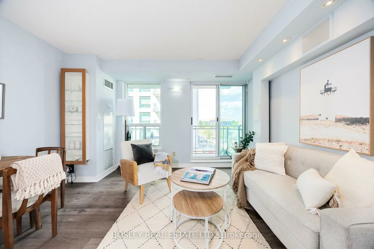 188, Doris, Willowdale East, Toronto