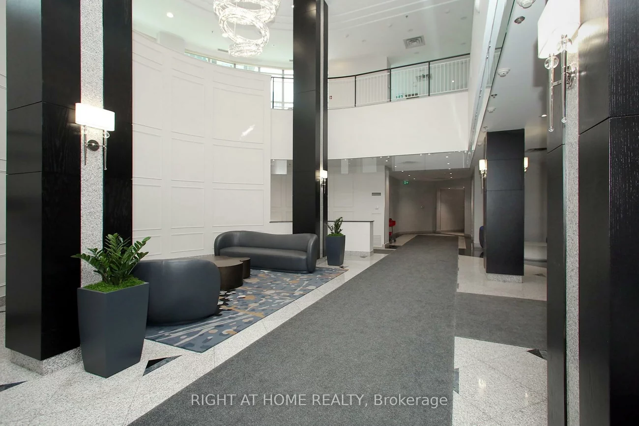 16, Harrison Garden, Willowdale East, Toronto