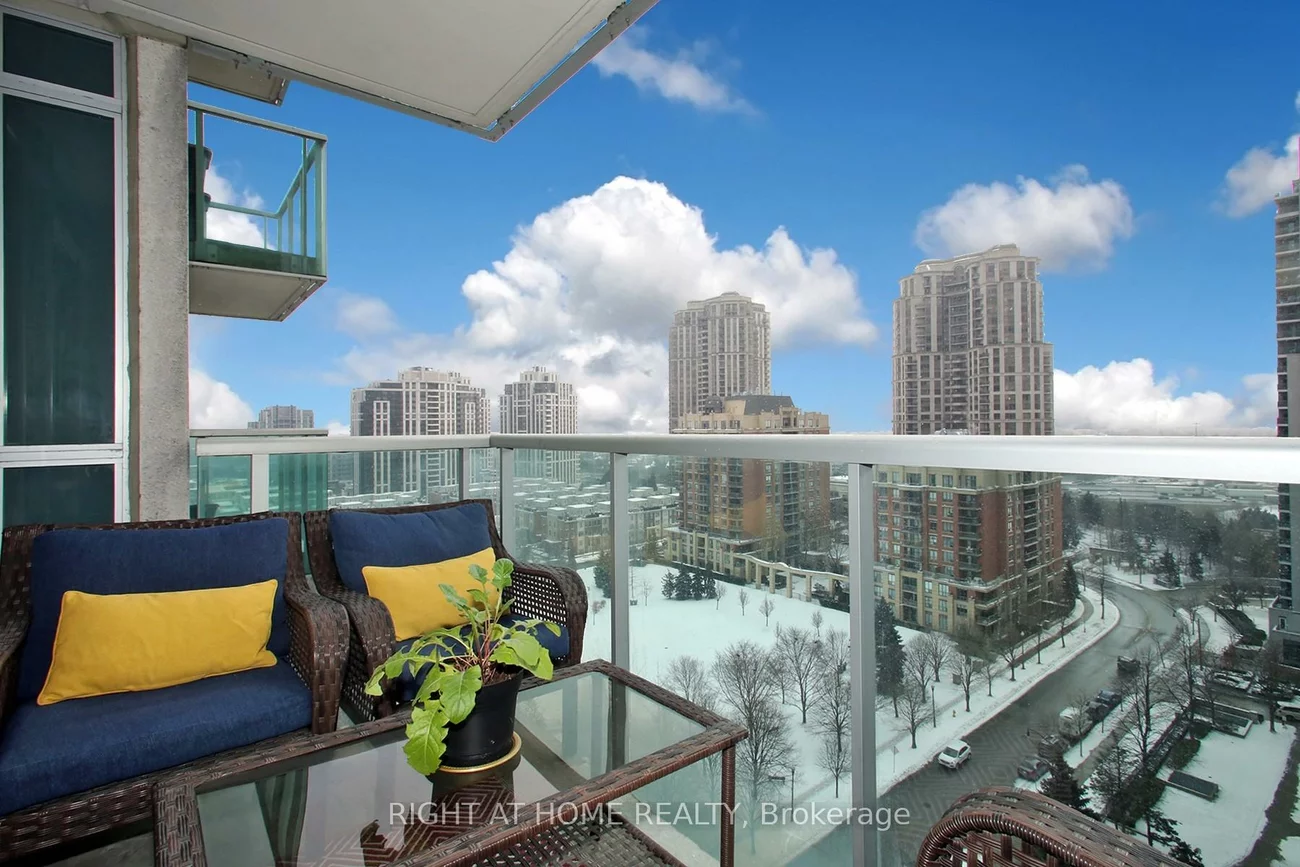 16, Harrison Garden, Willowdale East, Toronto