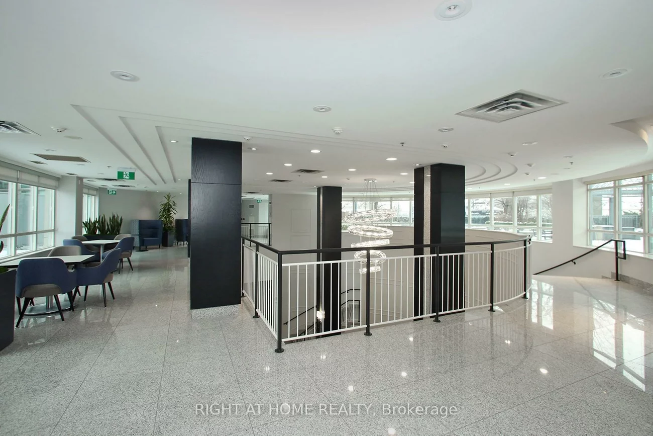 16, Harrison Garden, Willowdale East, Toronto