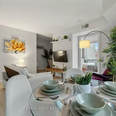 155, Yorkville, Annex, Toronto