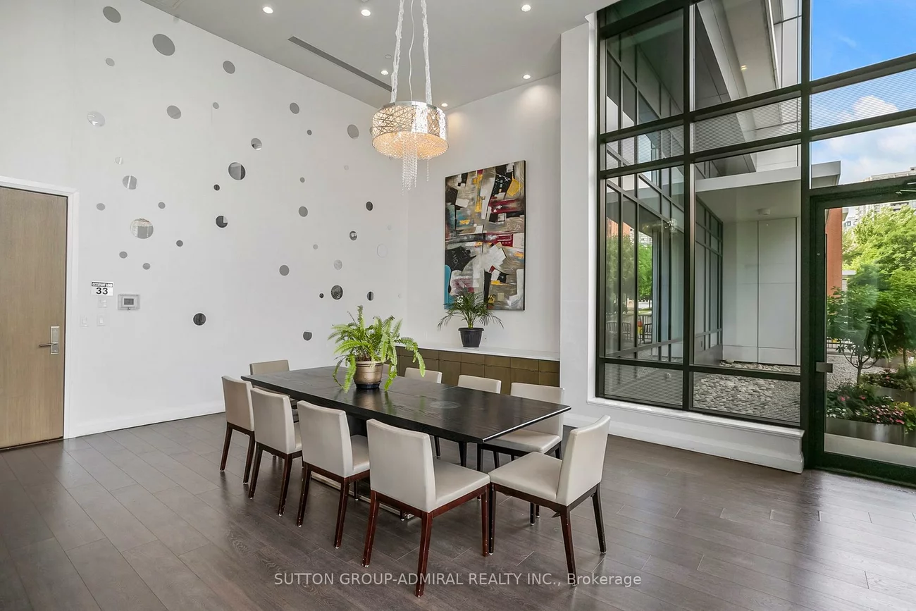 68, CANTERBURY, Willowdale West, Toronto