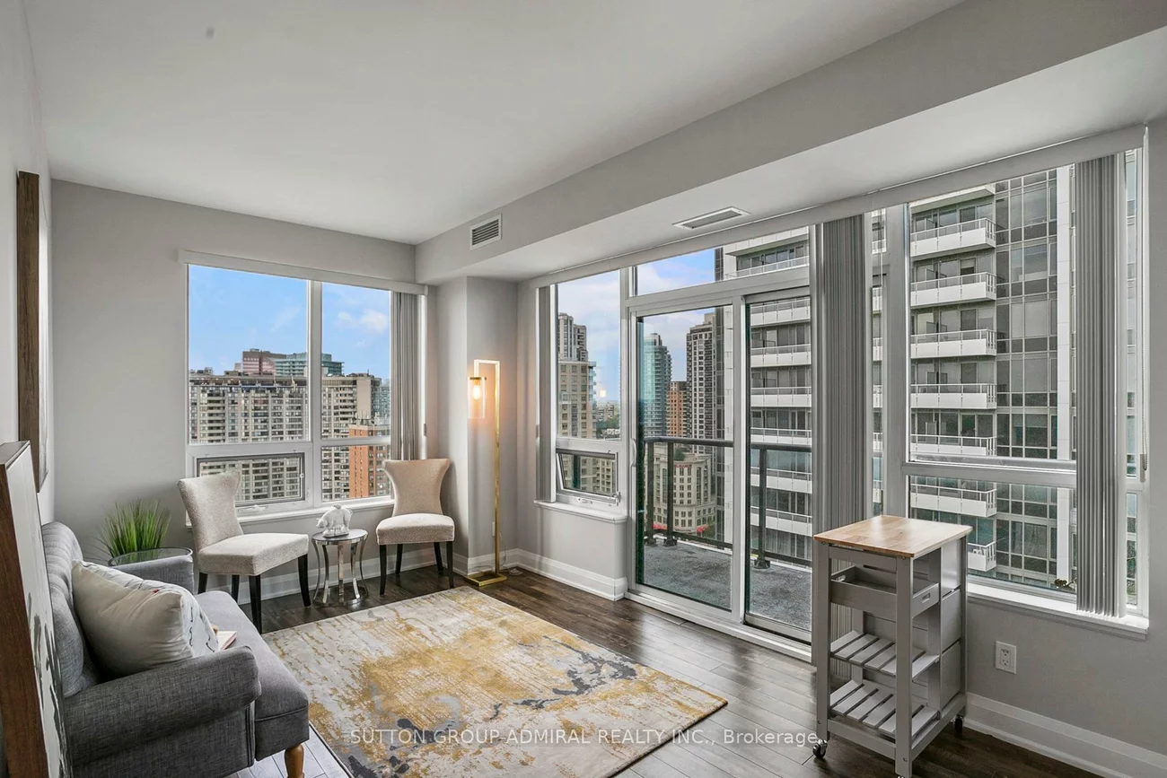 68, CANTERBURY, Willowdale West, Toronto