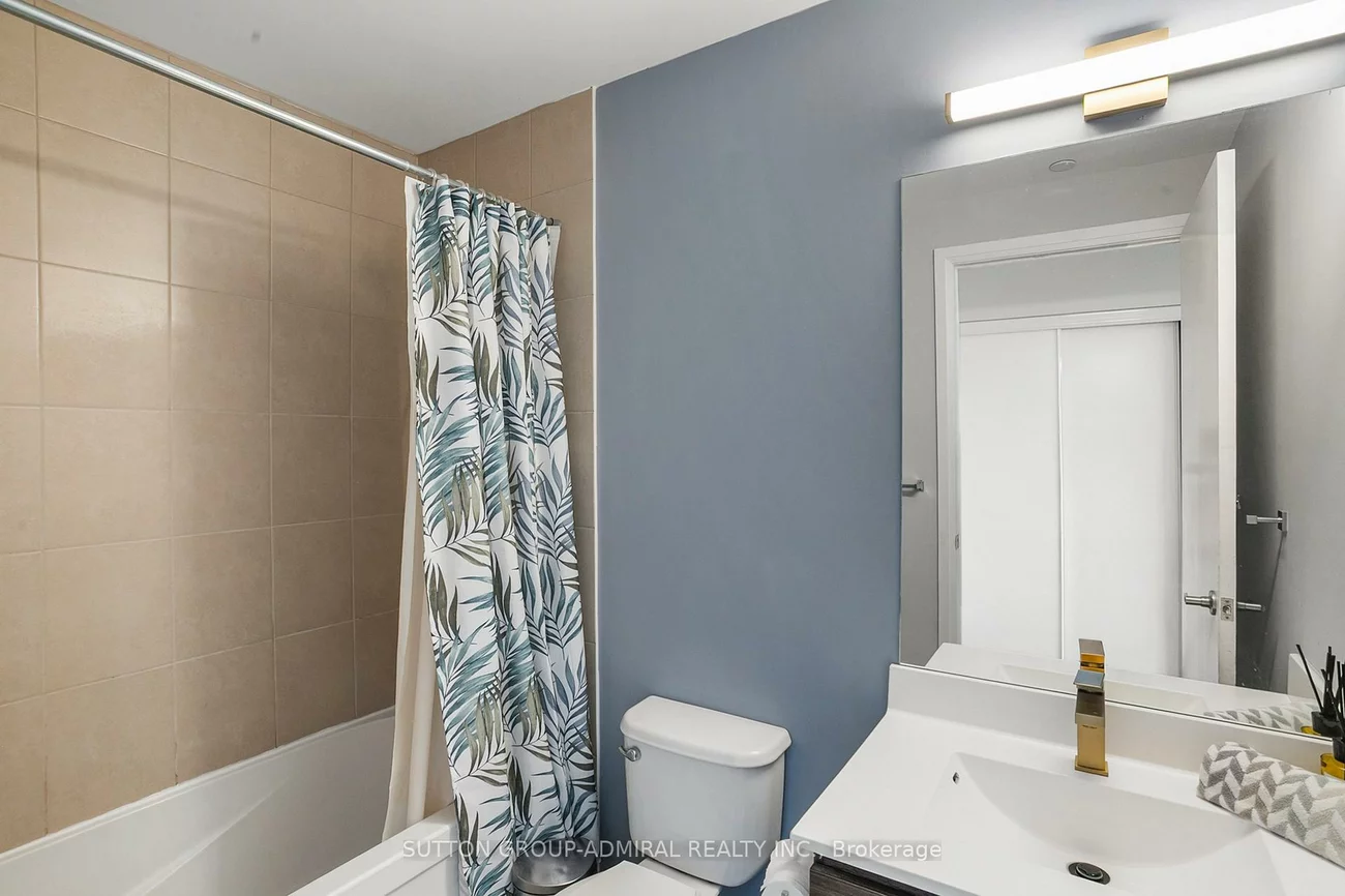 68, CANTERBURY, Willowdale West, Toronto