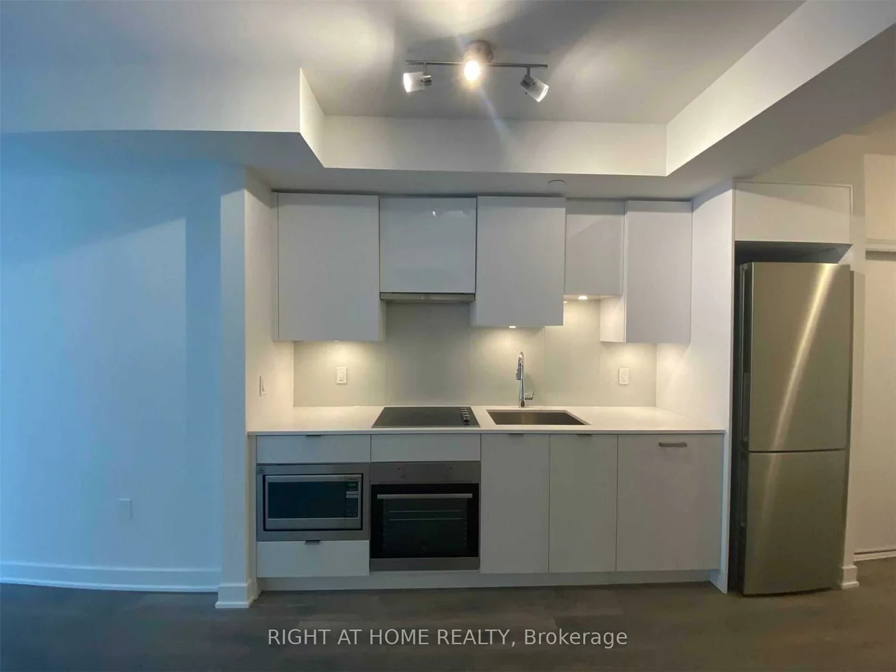 99, Broadway, Mount Pleasant West, Toronto