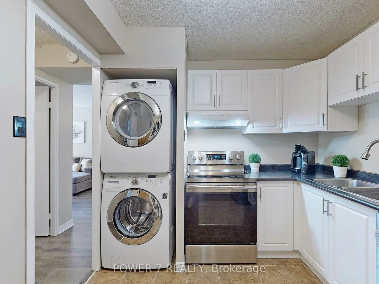 10, Tangreen, Newtonbrook West, Toronto