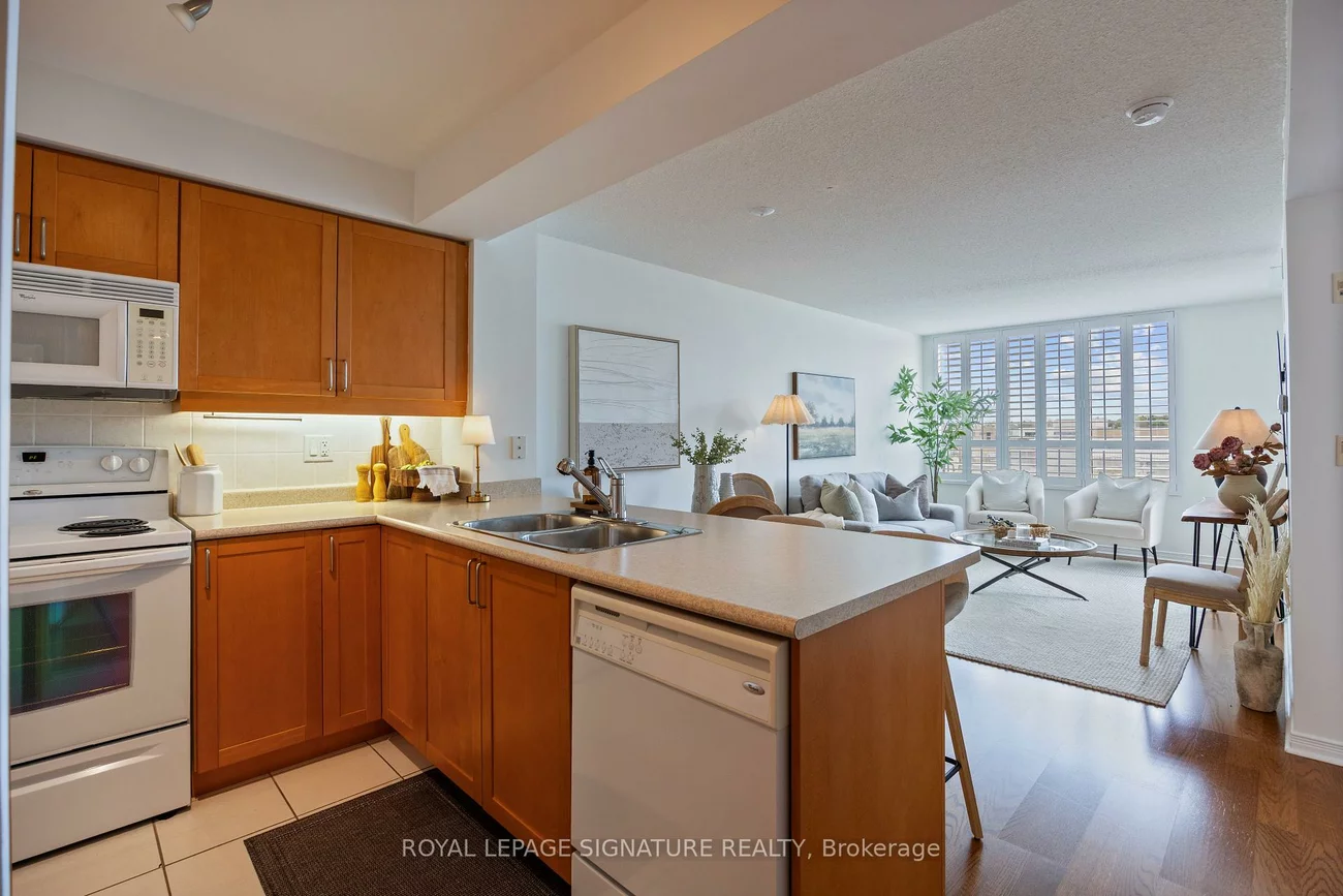 205, The Donway, Banbury-Don Mills, Toronto
