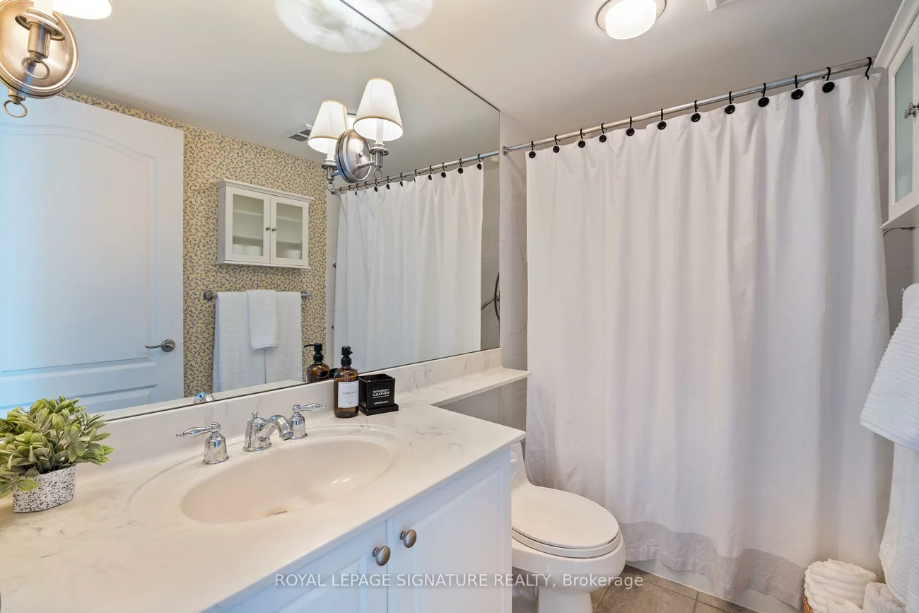 205, The Donway, Banbury-Don Mills, Toronto