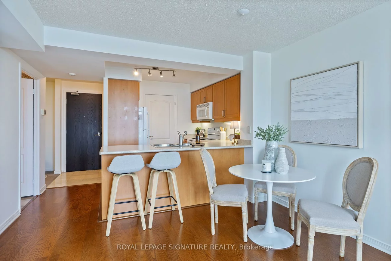 205, The Donway, Banbury-Don Mills, Toronto
