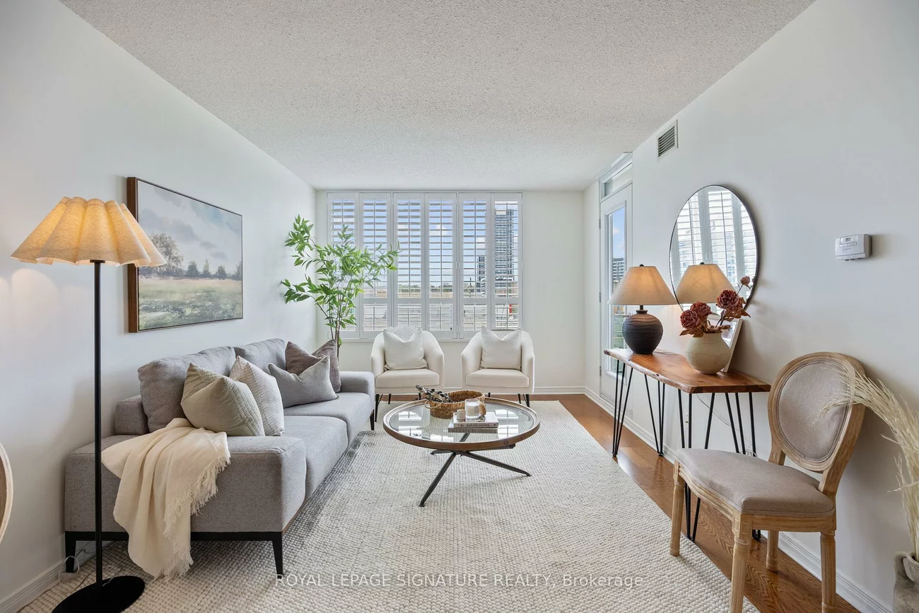 205, The Donway, Banbury-Don Mills, Toronto