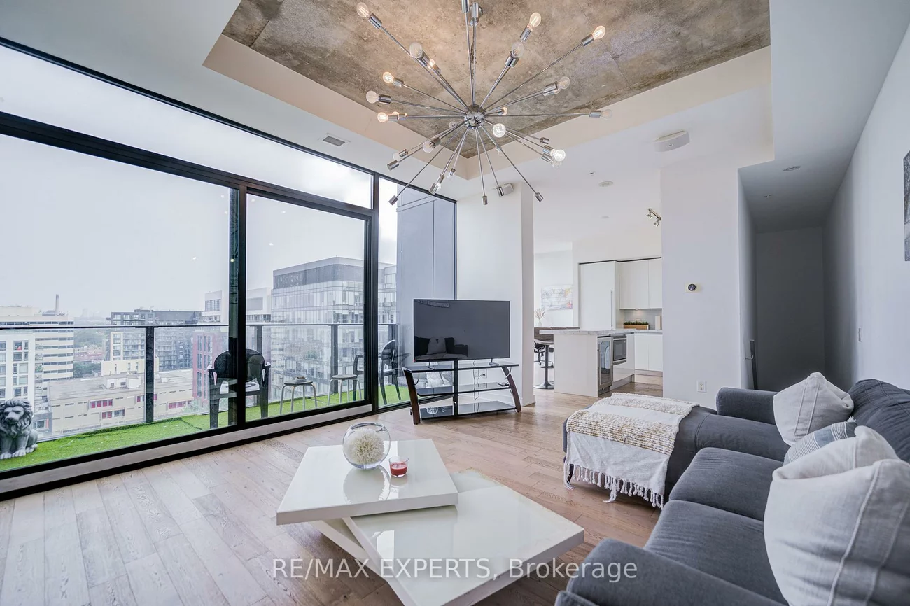 629, King, Waterfront Communities C1, Toronto