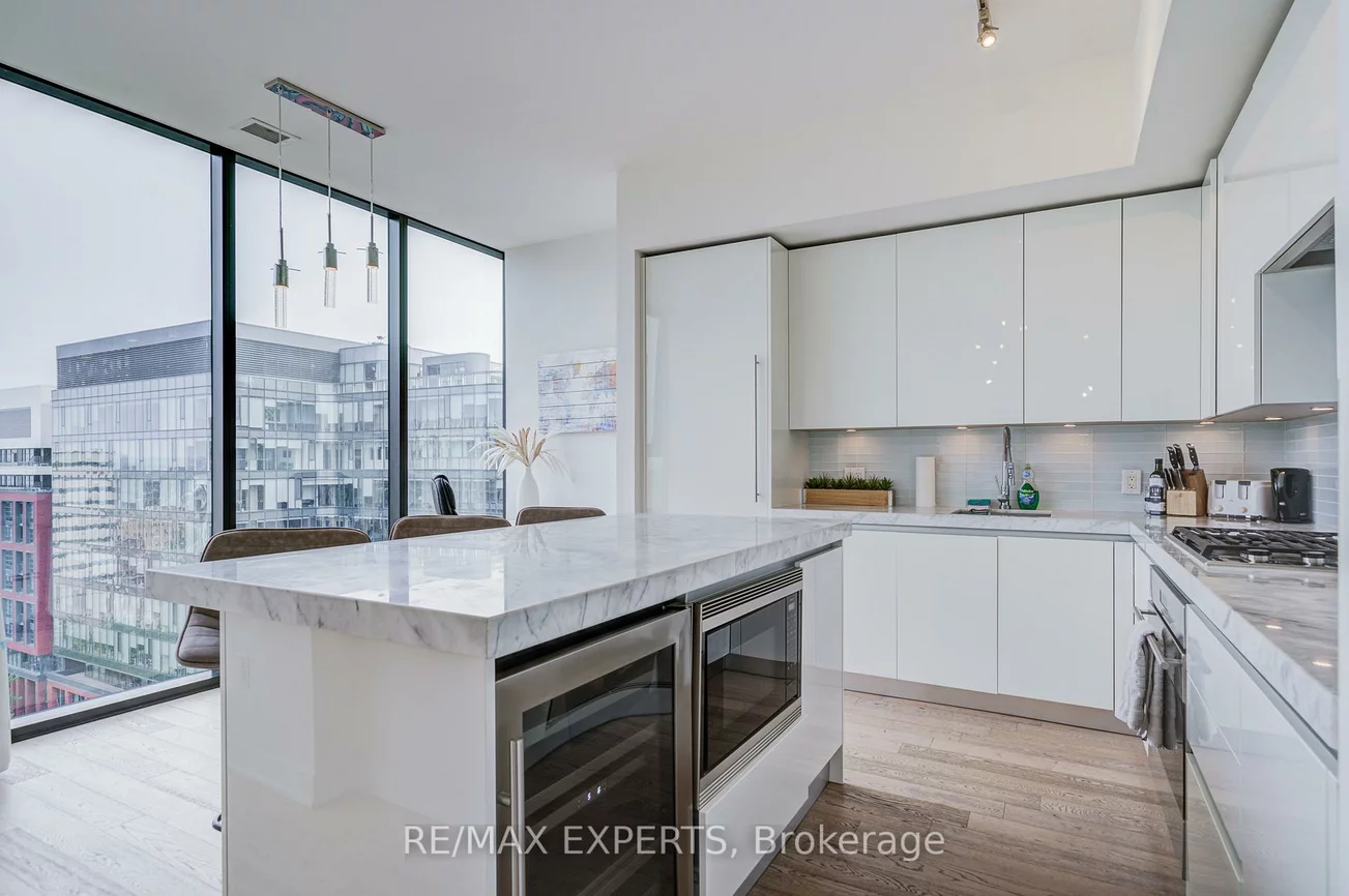 629, King, Waterfront Communities C1, Toronto