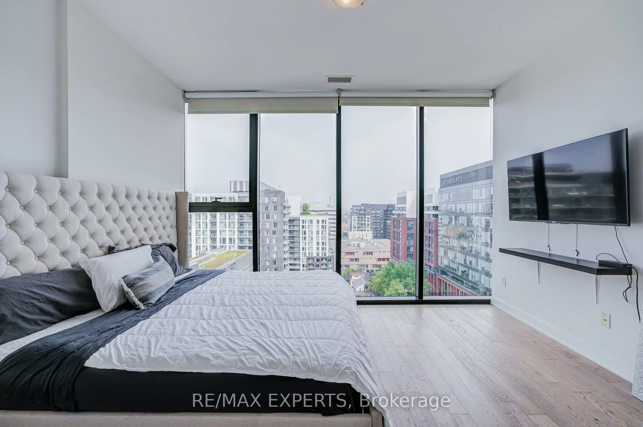 629, King, Waterfront Communities C1, Toronto