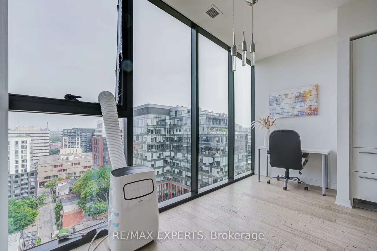 629, King, Waterfront Communities C1, Toronto