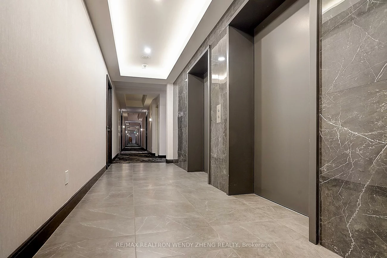 21, Scollard, Annex, Toronto