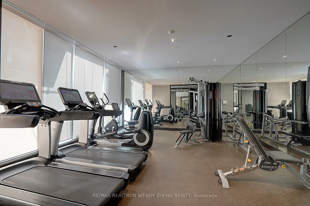 21, Scollard, Annex, Toronto