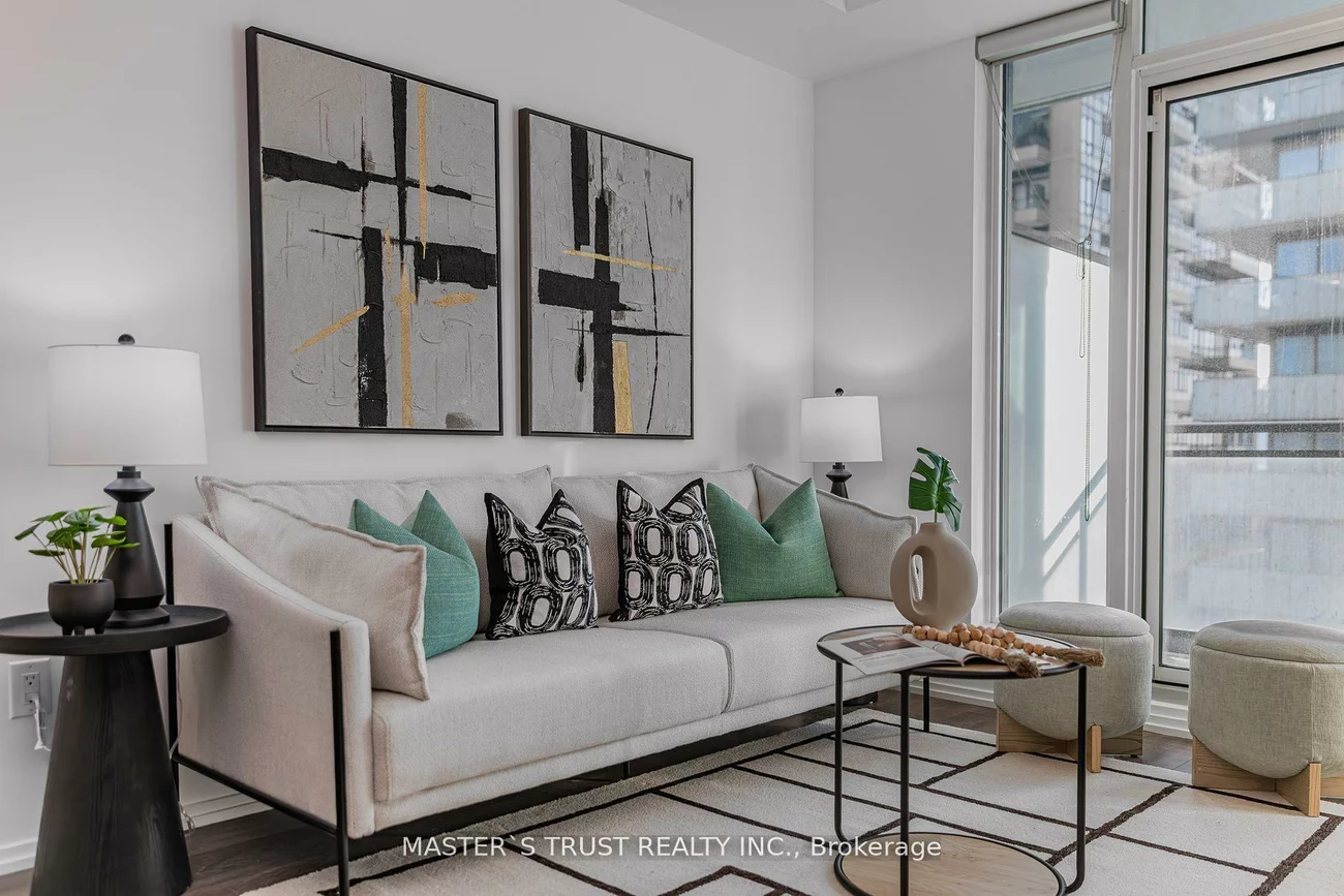 45, Charles, Church-Yonge Corridor, Toronto