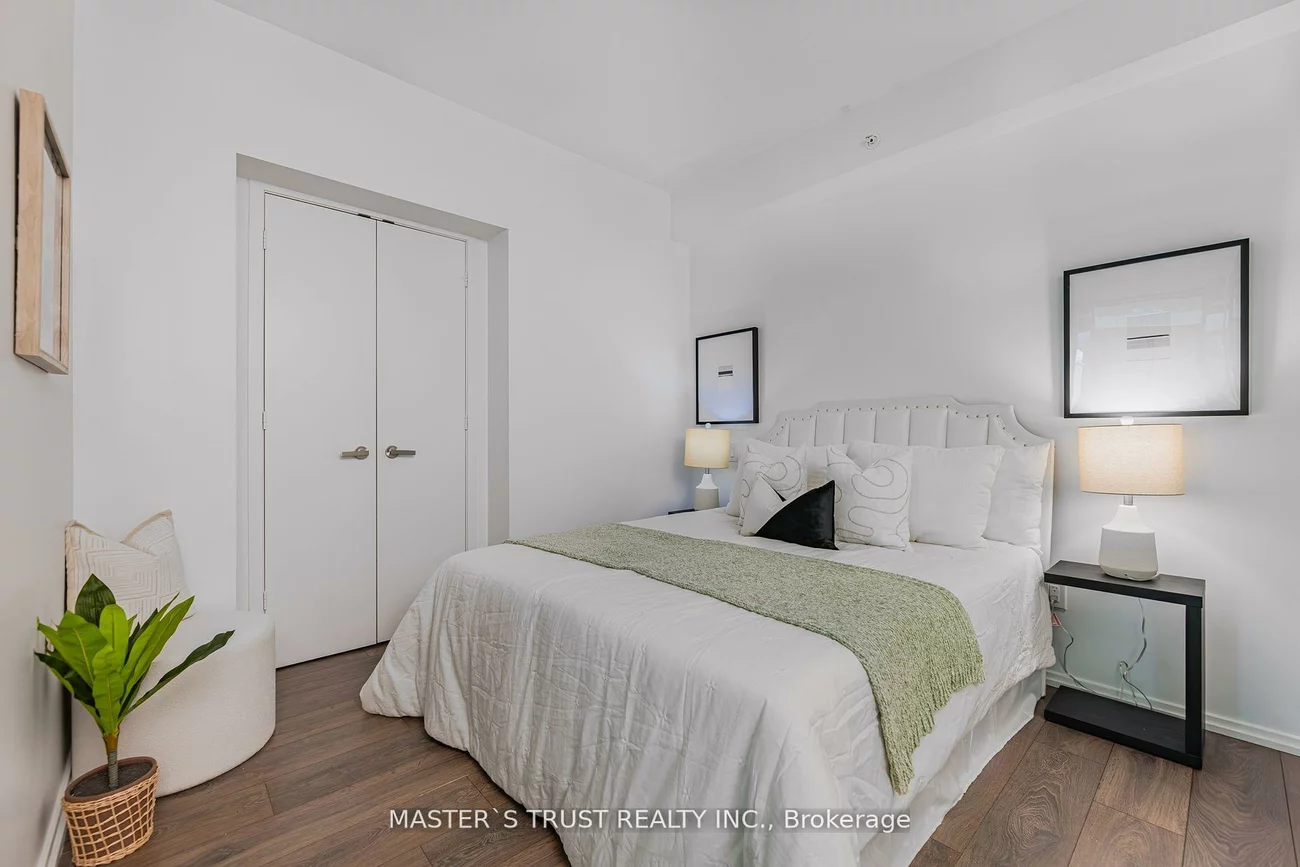 45, Charles, Church-Yonge Corridor, Toronto