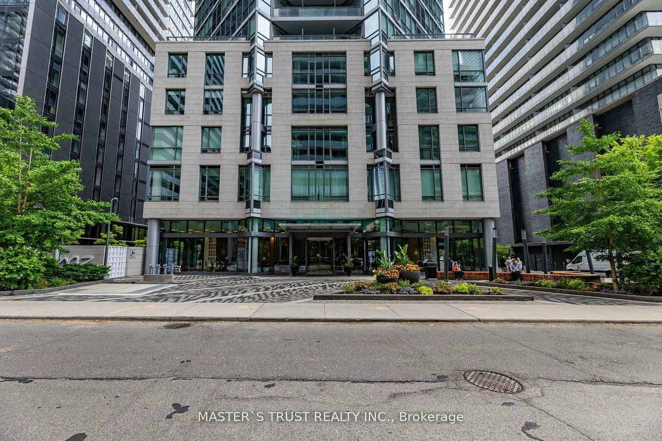 45, Charles, Church-Yonge Corridor, Toronto
