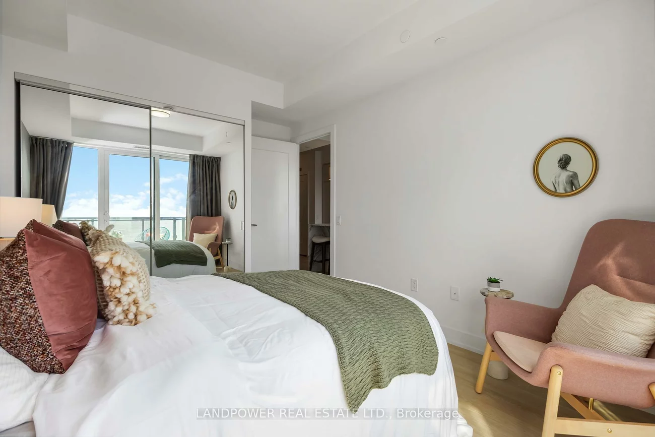 30, Inn On The Park, Banbury-Don Mills, Toronto