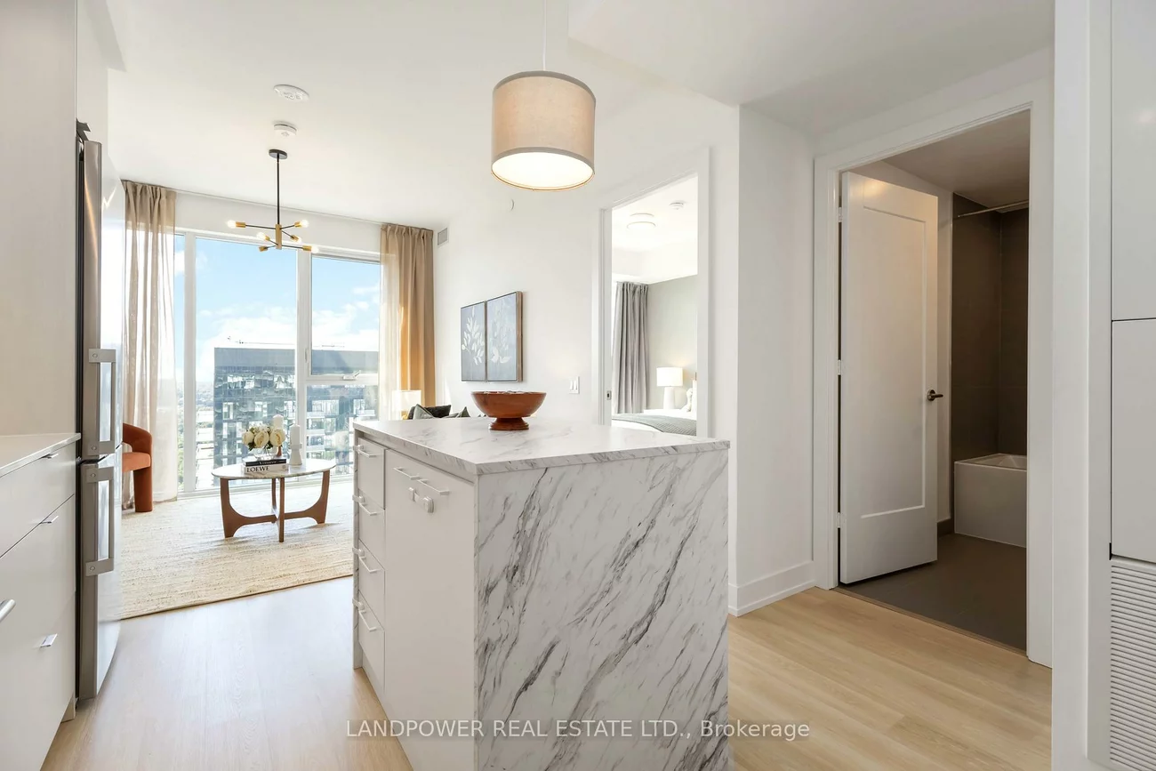 30, Inn On The Park, Banbury-Don Mills, Toronto