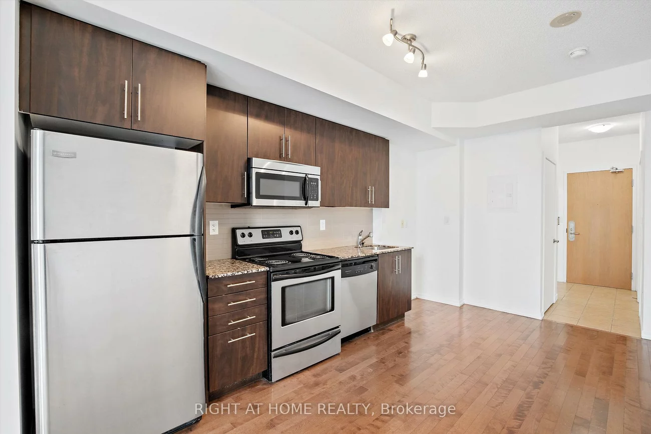 65, Bremner, Waterfront Communities C1, Toronto
