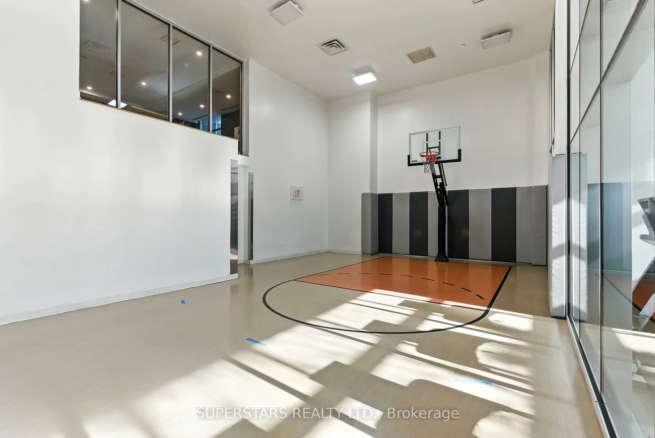 15, Fort York, Waterfront Communities C1, Toronto
