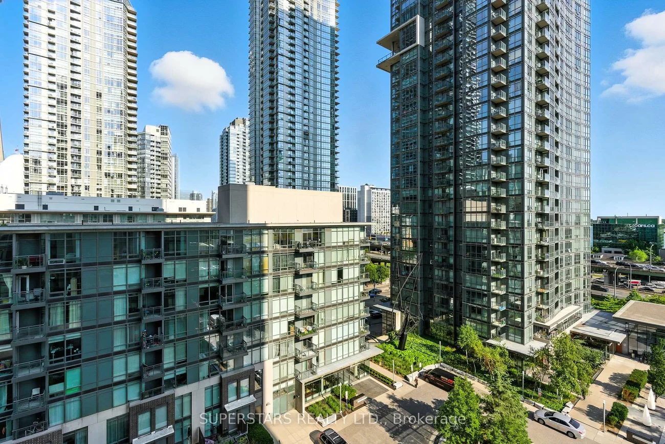 15, Fort York, Waterfront Communities C1, Toronto