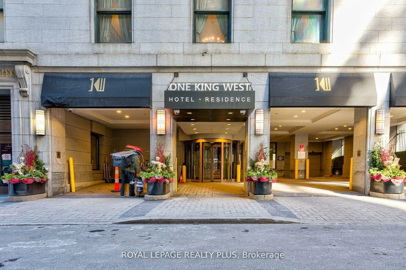 1, King, Bay Street Corridor, Toronto
