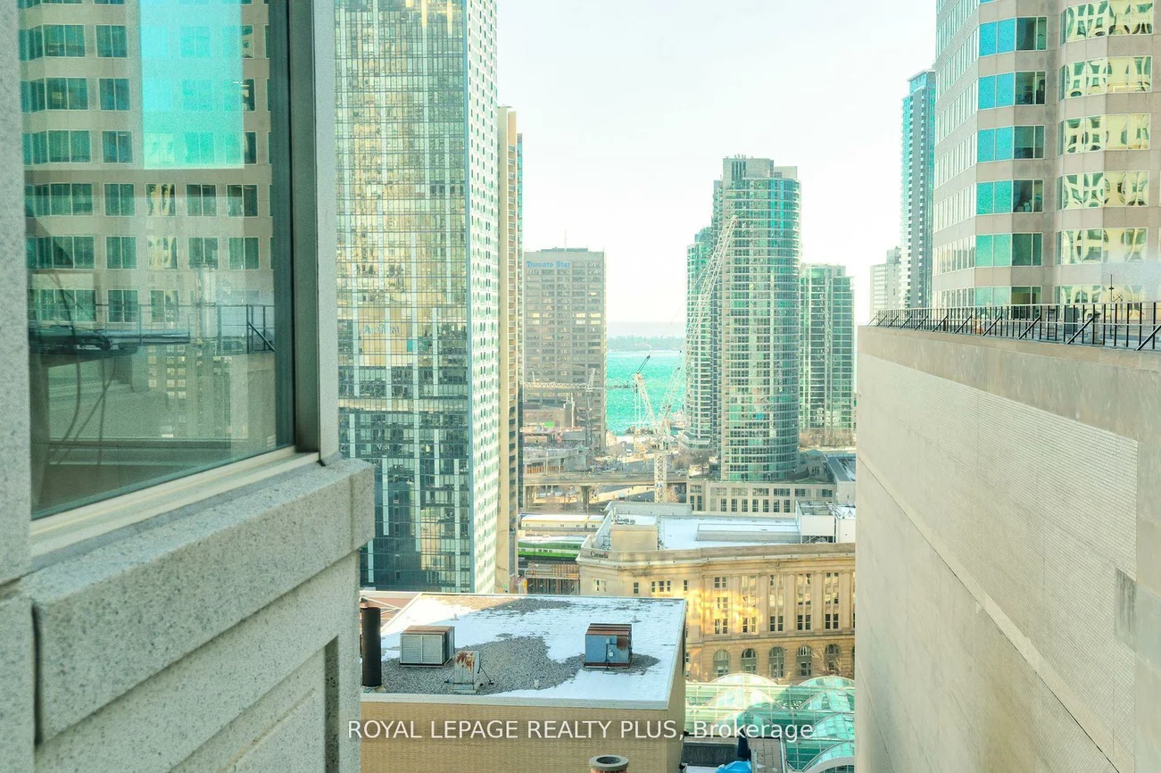 1, King, Bay Street Corridor, Toronto